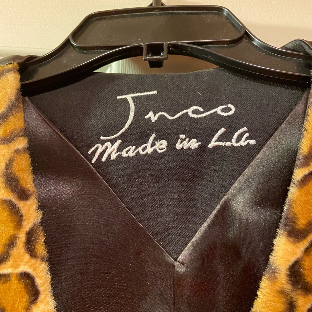 Animal print vest - Picture 2 of 4